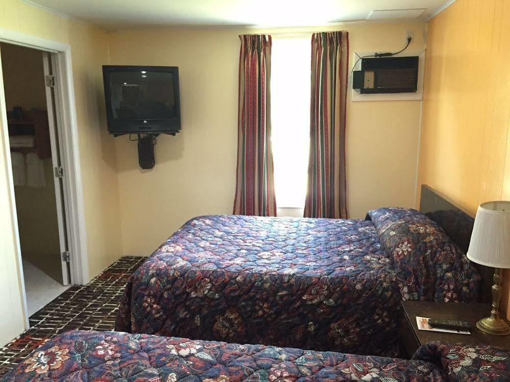 Biddeford Motel Exterior photo